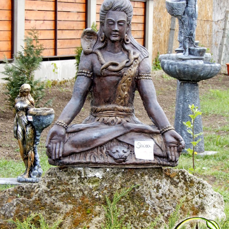 Mindent 'Is' kerti dekoráció 25